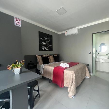 Hospedagem Confortavel E Pratica Para Viajantes E Ferias - Proxima A Br-101 Sao Jose  Eksteriør bilde