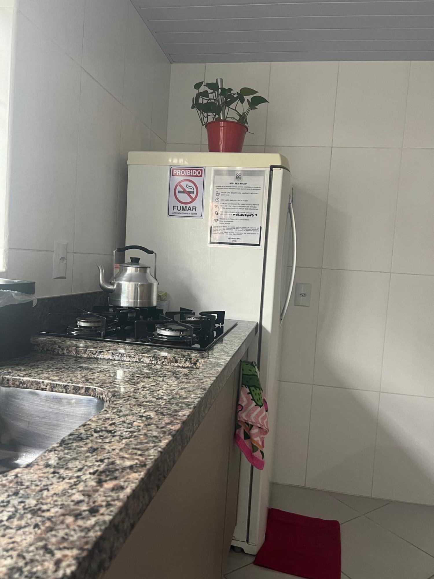 Hospedagem Confortavel E Pratica Para Viajantes E Ferias - Proxima A Br-101 Sao Jose  Eksteriør bilde